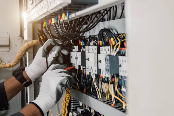 Best Emergency Electrician Near Me  in Mount Hore, WI